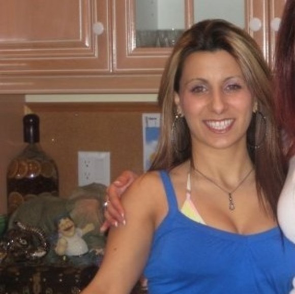 Meet your Posher, Shireen - Picture 1 of 1